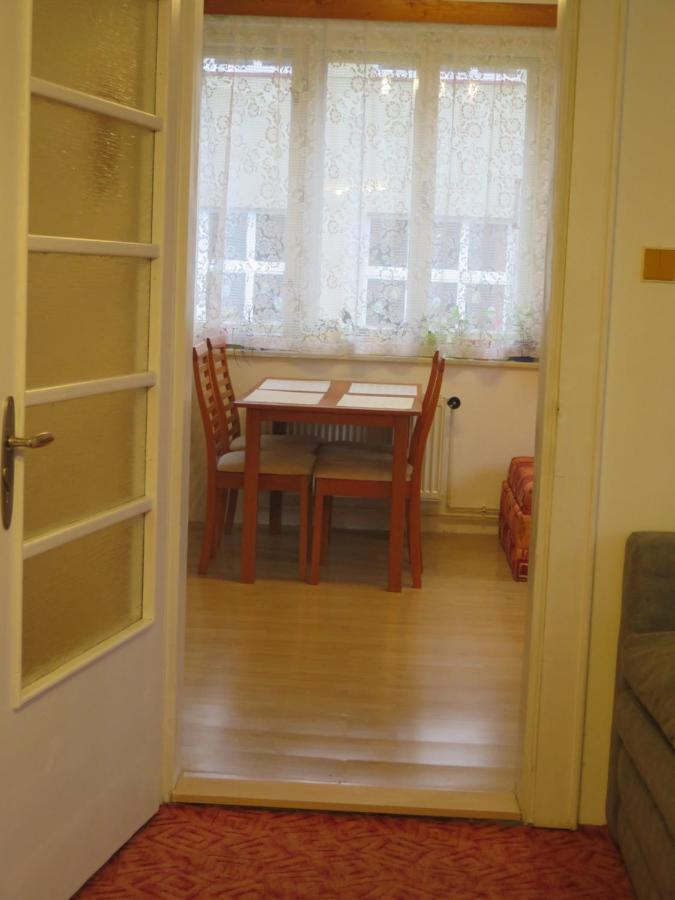 Apartman Hrubá Skála Esterno foto